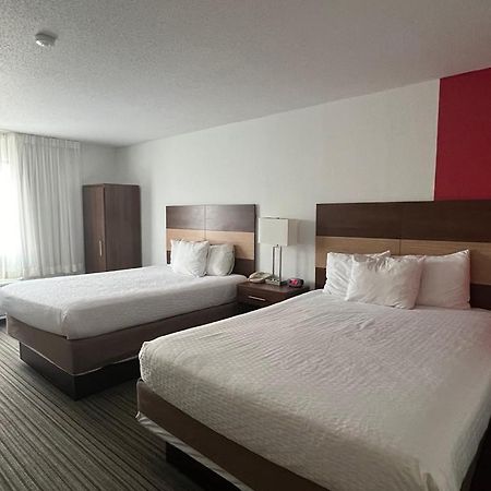 Ramada By Wyndham Effingham Hotel Eksteriør billede